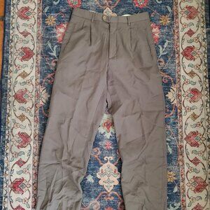 Italian Made Pleated Trousers in Tan - Size (28/29-30)